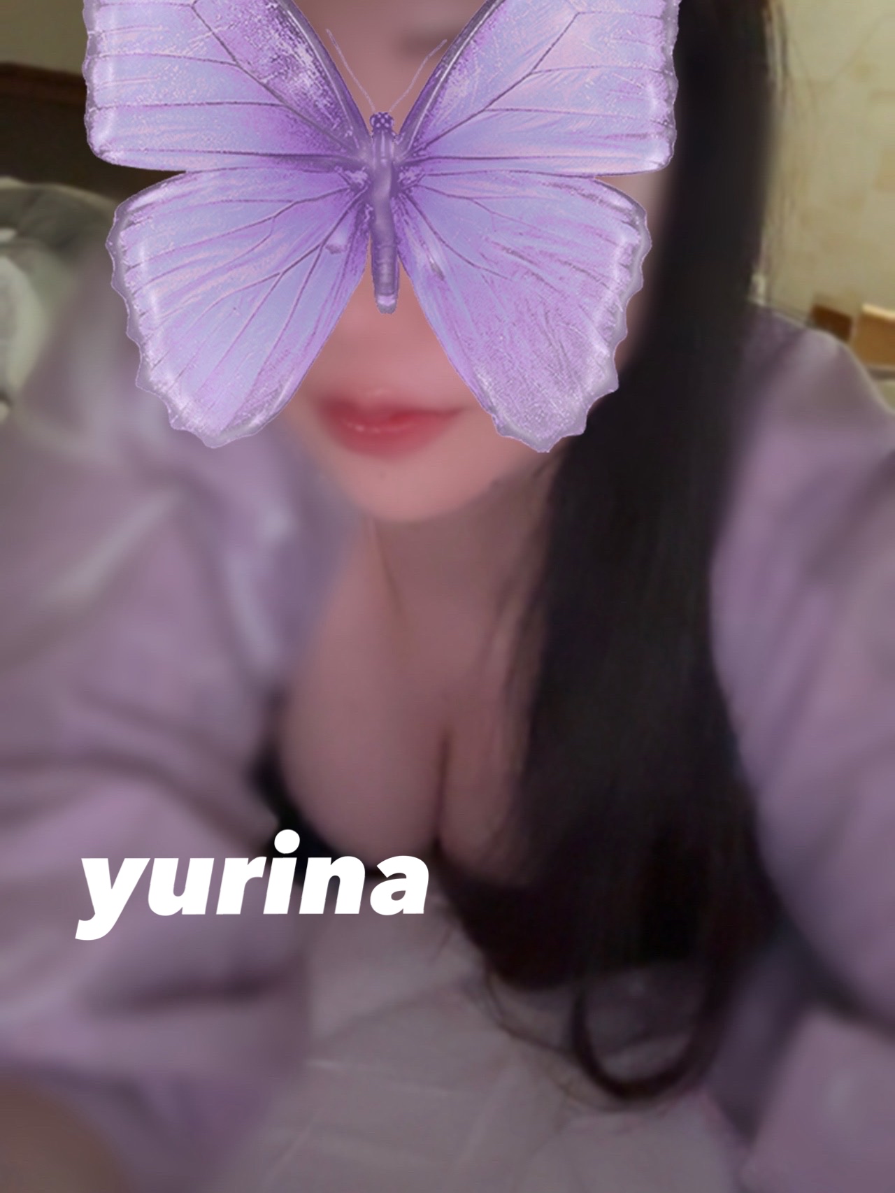 ゆりな